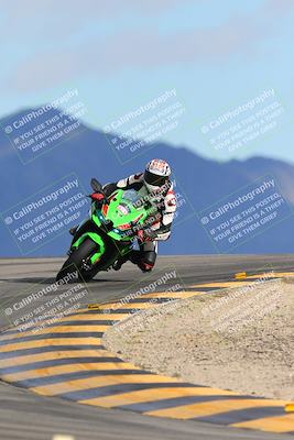 media/Feb-08-2024-Racers Edge (Thu) [[c658ab1530]]/2-A Group/Session 5 (Turn 12)/